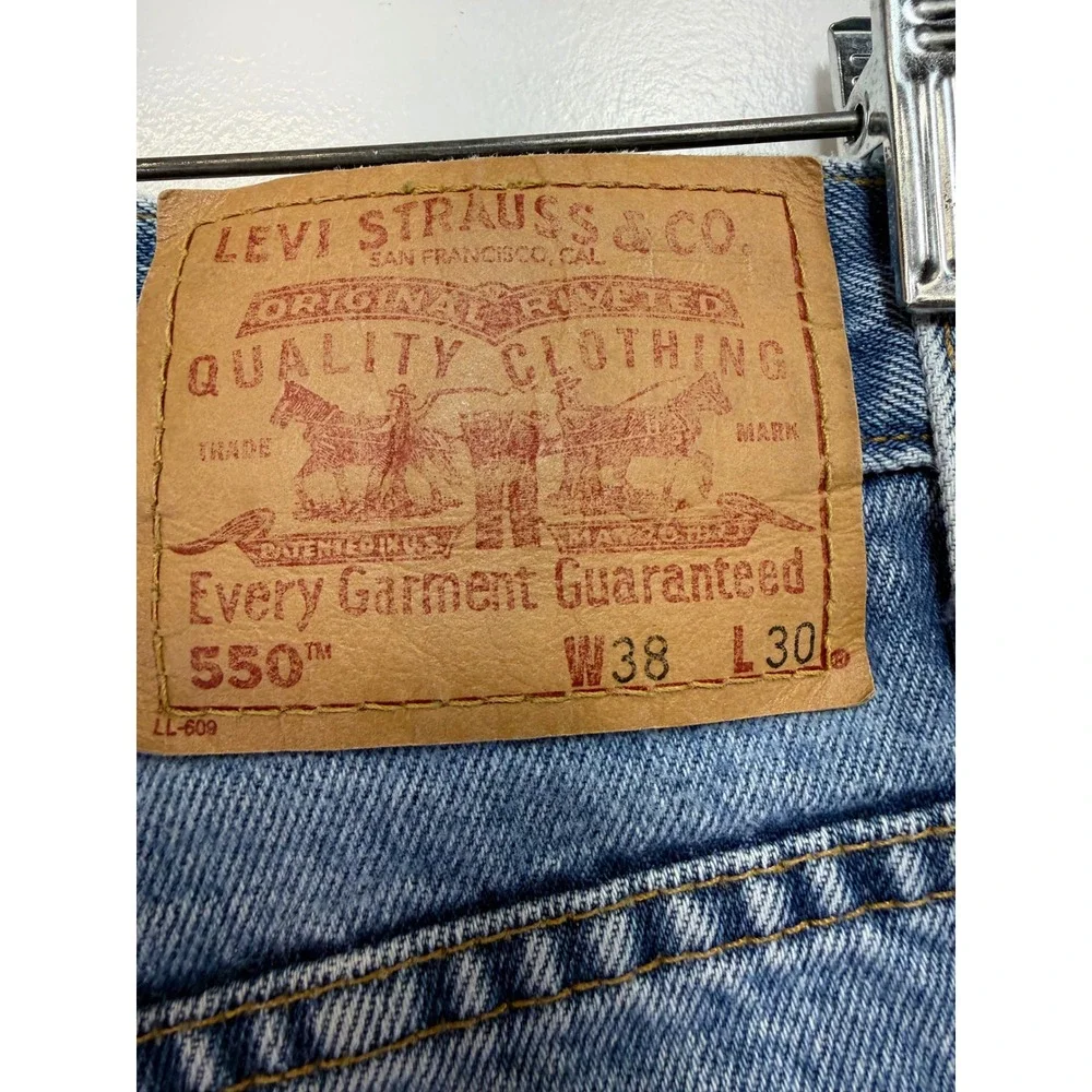 Vintage Levis 550 Relaxed Fit Tapered Leg Blue Denim Jeans Sz 38x30 (EE31) y2k